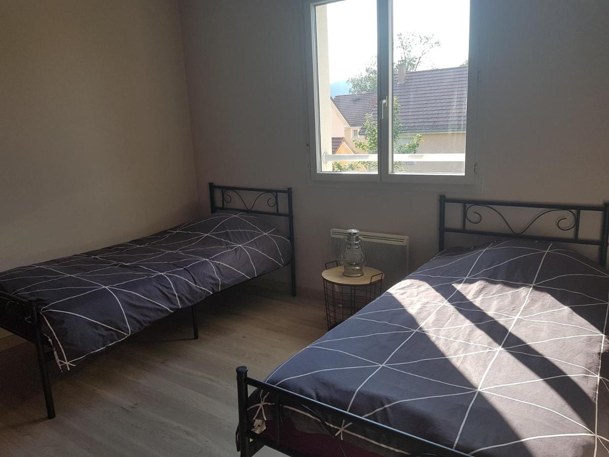 Appartement T3 A Belley Au Calme Avec Jardin Privatif Dış mekan fotoğraf